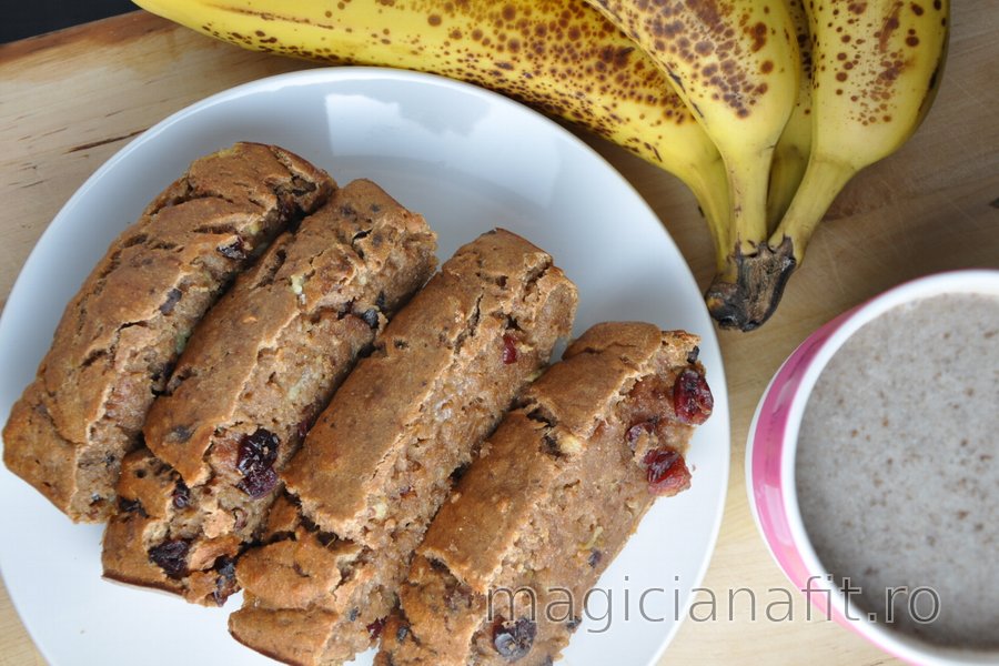 Chec cu banane sănătos (fără zahăr, fără grăsimi)