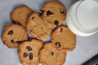 Cele mai bune, sănătoase şi crocante prăjiturele cu năut fără făină (fără gluten)