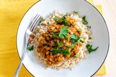 Rețetă simplă de curry indian cu linte