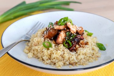 Somon cu bulgur în sos Teriyaki