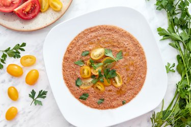 Supă gazpacho simplă și rece